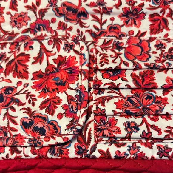 Vera Bradley Quilted Red Cosmetic Case - Picture 3 of 7